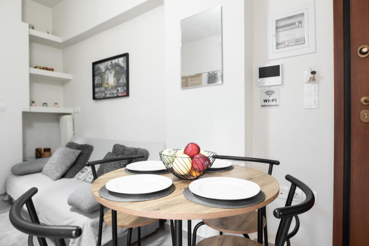Cozy Cityscape Apartment In Афины Экстерьер фото